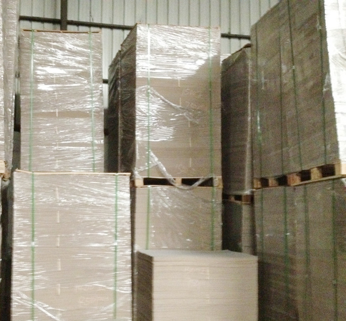 東莞灰板紙廠家怎么保存新聞紙？